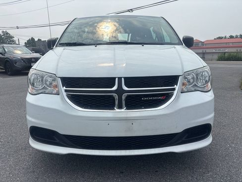 Used 2016 Dodge Grand Caravan American Value Package FWD image 2