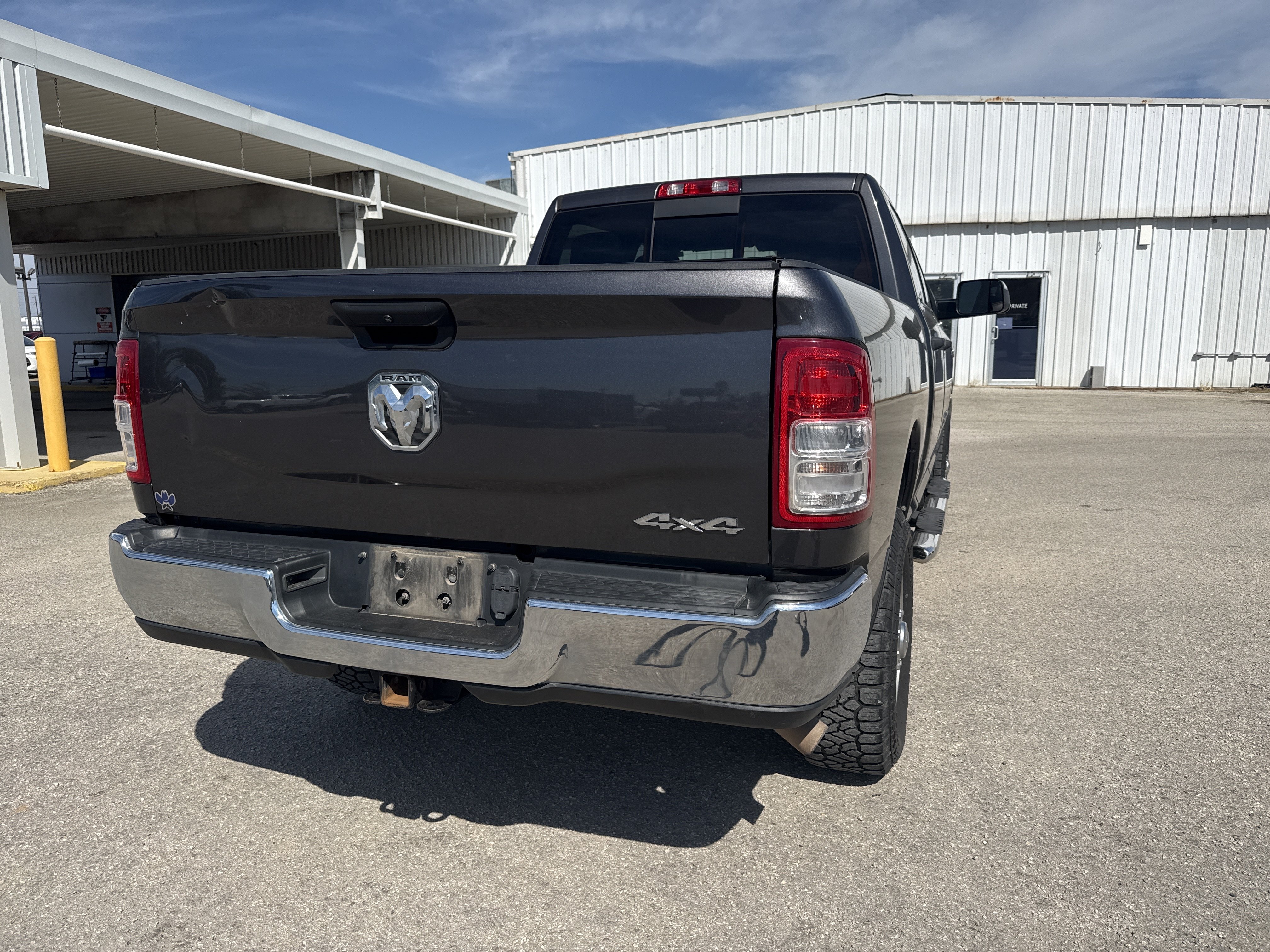 Used 2020 RAM 2500 Tradesman AWD/4WD image 4