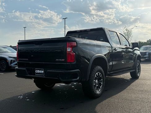Used 2022 Chevrolet Silverado 1500 ZR2 w/ Technology Package AWD/4WD image 5