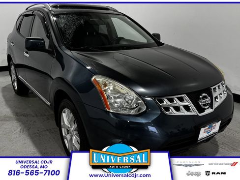 Used 2013 Nissan Rogue SL AWD/4WD image 1