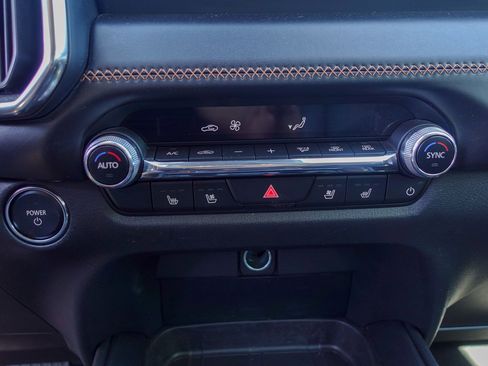 Certified 2025 MAZDA CX-50 2.5 Hybrid w/ Premium Plus Pkg image 18