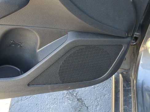 Used 2024 Nissan Altima 2.5 SV image 15