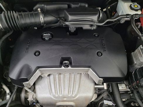 Used 2019 Chevrolet Blazer LT image 30