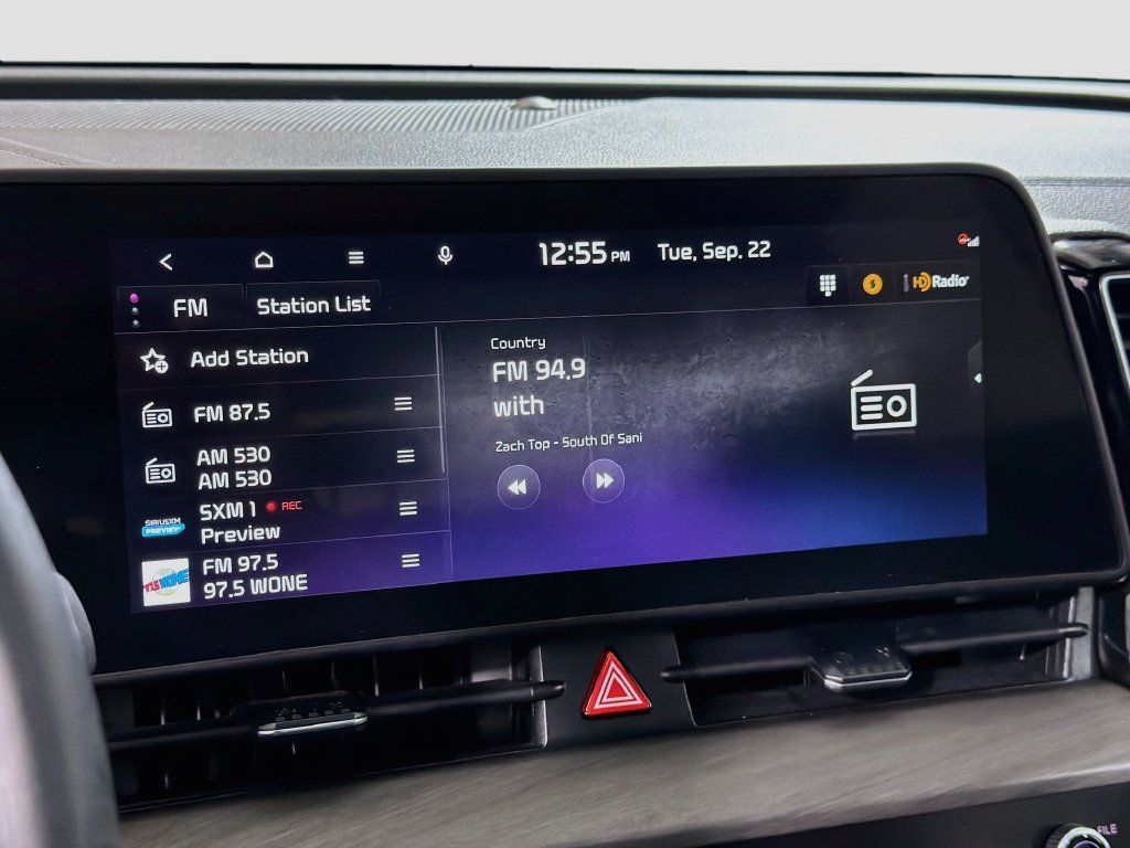 Used 2023 Kia Sportage X-Line w/ X-Line Premium Package AWD/4WD image 16