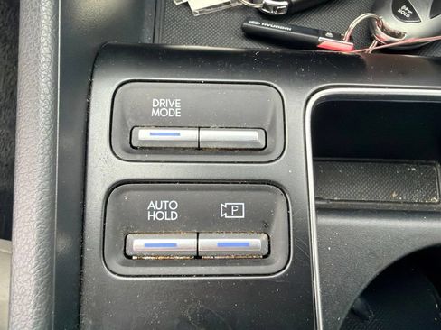 Used 2025 Hyundai Sonata SEL FWD image 27