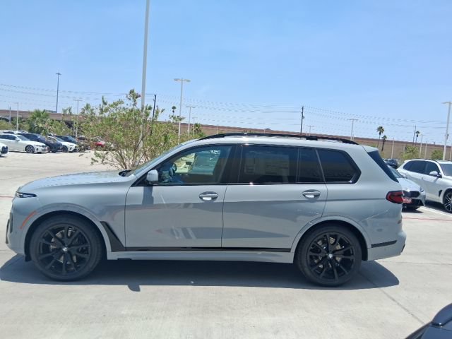 New 2027 BMW X7 xDrive40i w/ Executive Package AWD/4WD image 3