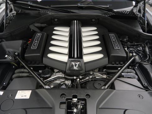 Used 2013 Rolls-Royce Ghost RWD image 12