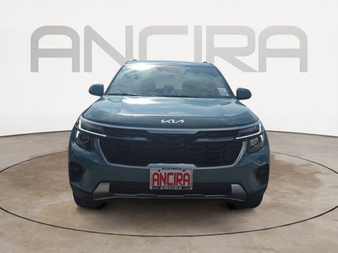 Certified 2026 Kia Seltos EX FWD image 3