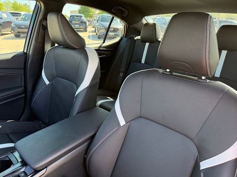 Used 2025 Toyota Camry SE image 11