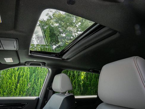Used 2026 Honda CR-V Sport Touring image 28