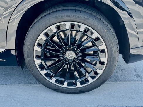 New 2026 Mercedes-Benz EQS 550 4MATIC SUV image 15