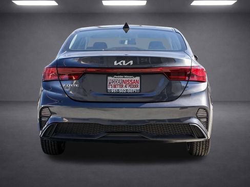 Used 2024 Kia Forte LXS image 5