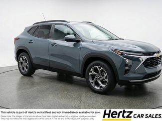 Used 2025 Chevrolet Trax LT video 1