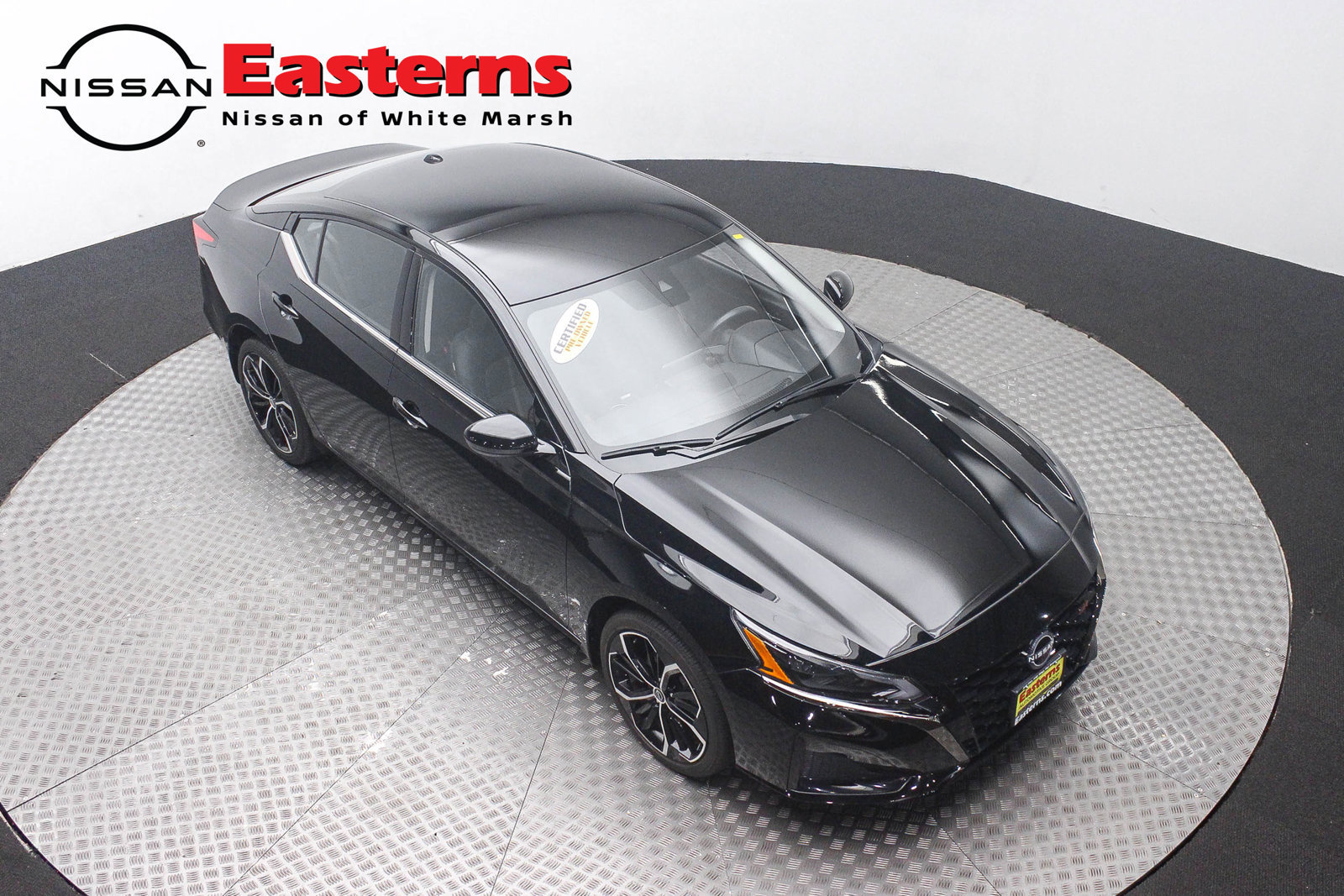 Used 2025 Nissan Altima 2.5 SR AWD/4WD image 3