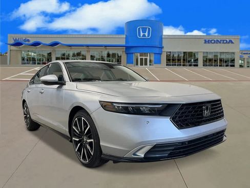 New 2026 Honda Accord Touring image 9