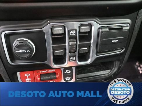Used 2021 Jeep Wrangler Unlimited Rubicon AWD/4WD image 27