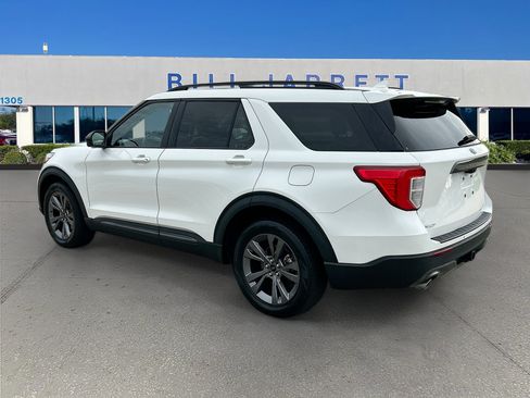 Certified 2023 Ford Explorer XLT w/ Equipment Group 202A RWD image 5