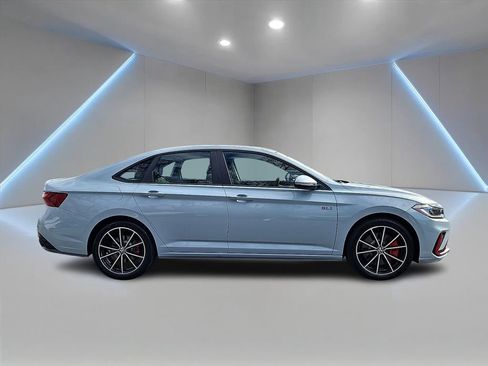 Certified 2025 Volkswagen Jetta GLI Autobahn image 4
