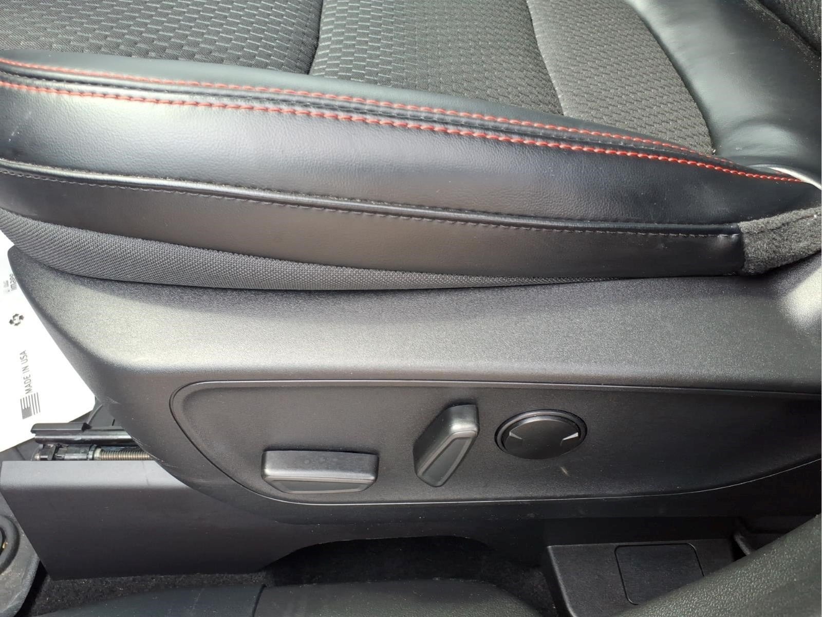Used 2024 Ford Escape ST-Line w/ Tech Pack #1 AWD/4WD image 13