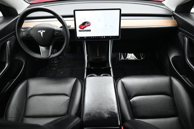 Used 2020 Tesla Model 3 Standard Range RWD image 11