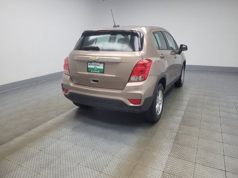 Used 2018 Chevrolet Trax LS AWD/4WD image 9