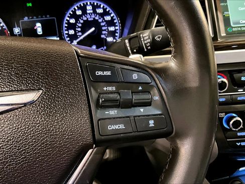 Used 2017 Genesis G80 3.8 image 24