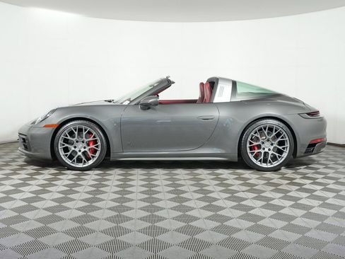 Certified 2021 Porsche 911 Targa 4S AWD/4WD image 2