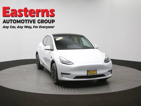 Used 2021 Tesla Model Y Long Range AWD/4WD image 45