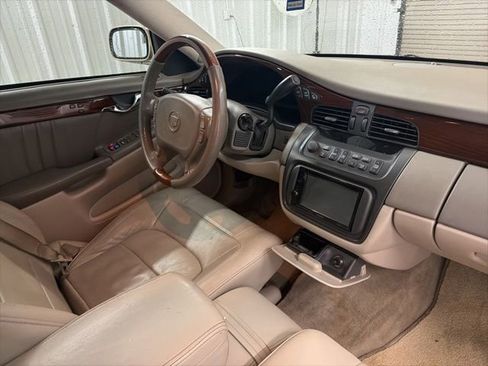 Used 2005 Cadillac De Ville DHS w/ Equipment Group FWD image 23