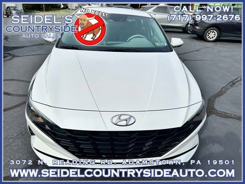 Used 2023 Hyundai Elantra SEL w/ Cargo Package image 1