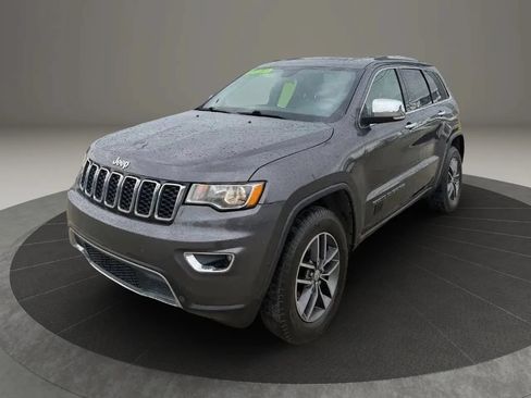 Used 2018 Jeep Grand Cherokee Limited AWD/4WD image 3