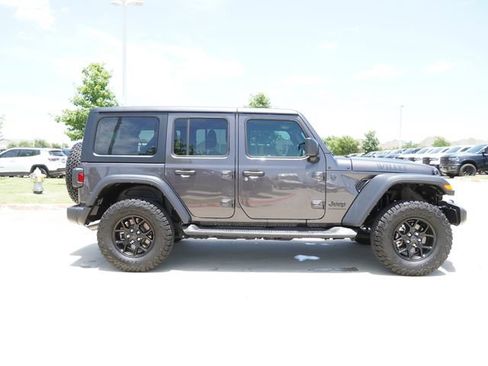Used 2024 Jeep Wrangler Unlimited Sport AWD/4WD image 10