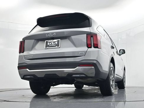 Certified 2026 Kia Sorento S AWD/4WD image 45
