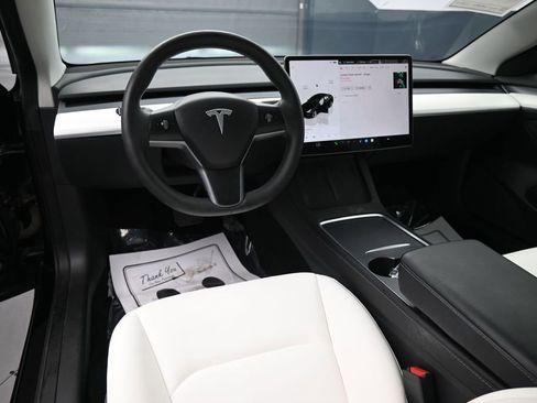 Used 2023 Tesla Model 3 Standard Range image 26