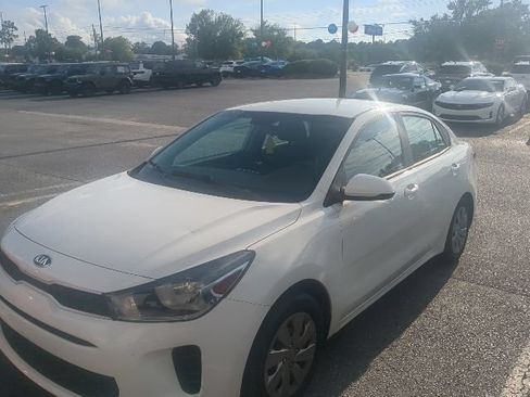 Used 2020 Kia Rio LX FWD image 3