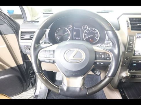 Used 2021 Lexus GX 460 Premium w/ Premium Package image 20