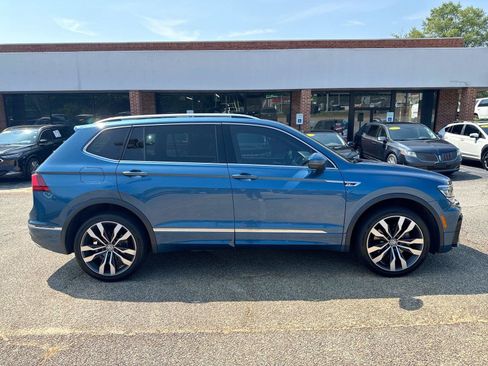 Used 2020 Volkswagen Tiguan SEL Premium R-Line w/ 3rd Row Seat Package AWD/4WD image 24