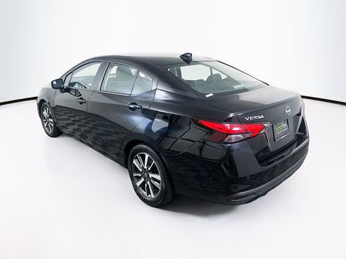 Used 2025 Nissan Versa SV FWD image 5