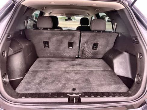 Used 2022 Chevrolet Equinox LS image 20