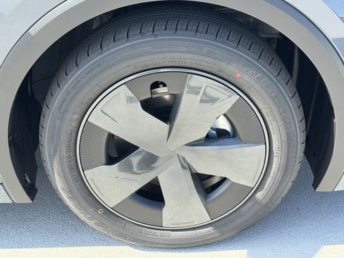 New 2026 Toyota Prius Plug-In Hybrid image 15