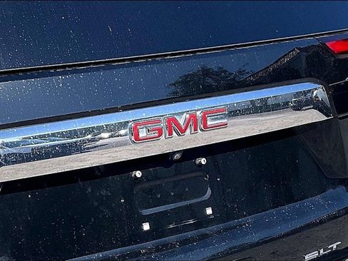 Used 2023 GMC Yukon SLT RWD image 24