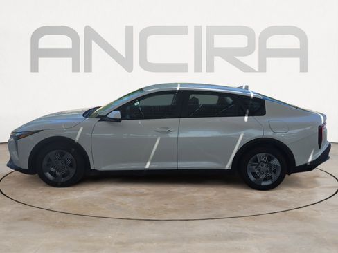 Certified 2025 Kia K4 FWD image 5