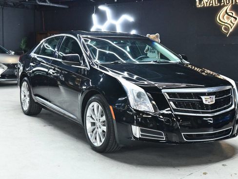 Used 2016 Cadillac XTS Luxury w/ Driver Awareness Package image 4