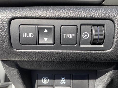 Used 2018 Honda Accord Touring image 14