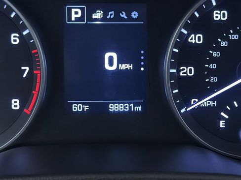 Used 2017 Hyundai Elantra Value Edition FWD image 26