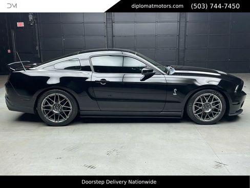 Used 2012 Ford Mustang Shelby GT500 w/ SVT Performance Pkg image 9