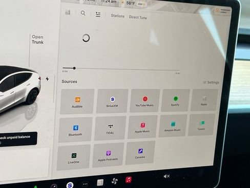 Used 2023 Tesla Model Y Long Range image 25