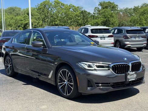 Certified 2023 BMW 530e xDrive AWD/4WD image 3