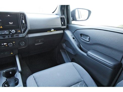 New 2026 Nissan Frontier SV image 10