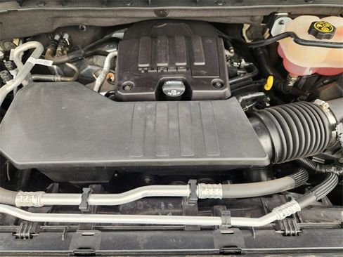 Used 2023 Chevrolet Silverado 1500 Custom image 20